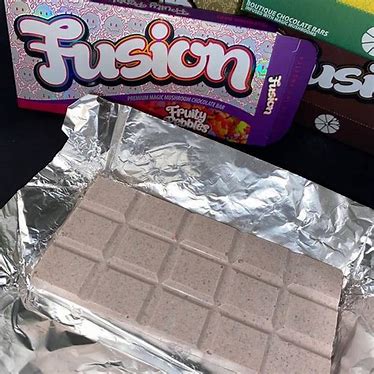 fusion-magic-mushroom-chocolate-bars-online.jpeg